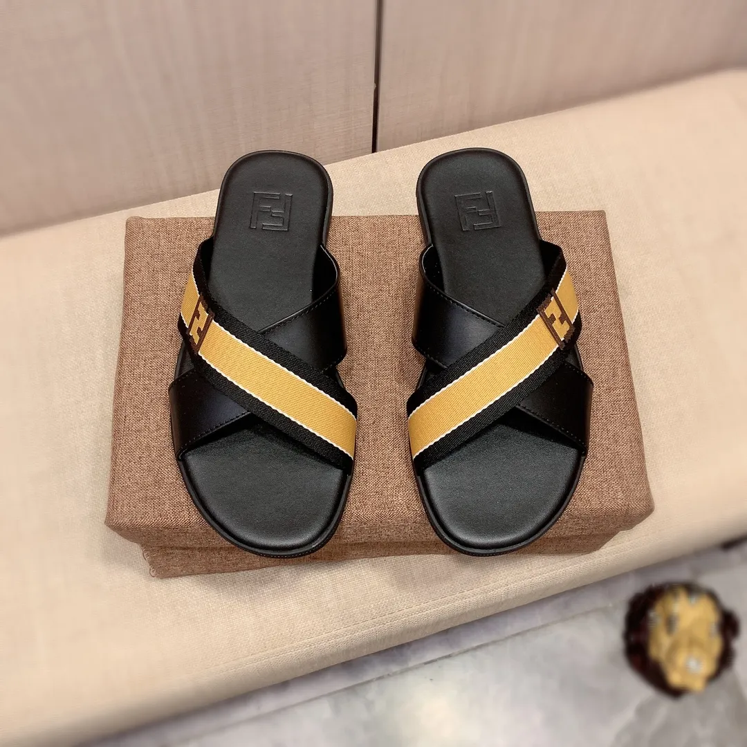 Slippers: New model: Factory price: 220💰💰🎩🎩🔥🔥《 Fendi FENDI* 》Series of slippers top purchasing agent 🔍🔍Men's 2022 counters are on sale simultaneously, original imported cowhide from Italy, exquisite workmanship,), sole: (super comfortable) original sole provided by the original factory, ⚠️ The exclusive double-layer movable molded bottom is super comfortable⚠️, the real thing is more beautiful🎬The real thing is more beautiful🔍🔍original order quality, you can enter and leave the counter at will, the correct size is 38-44, you can order 45. Long-term availability 266